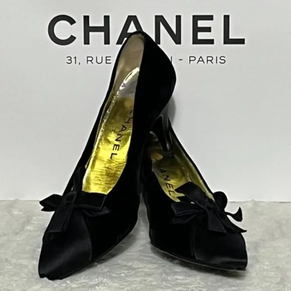 Vintage CHANEL Black Velvet Pumps With Satin Trim And Removable Bow Size EU 37.5 - Picture 3 of 15
